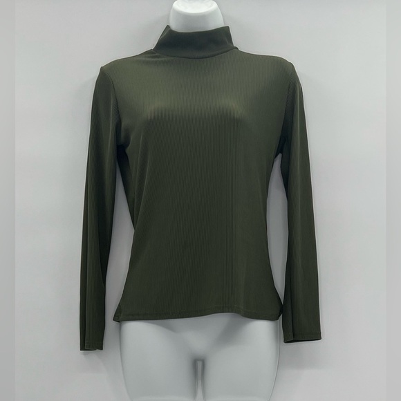 Boohoo Women's Ribbed Slim Fit Lightweight Long Sleeve Turtleneck Sweater - Picture 1 of 9